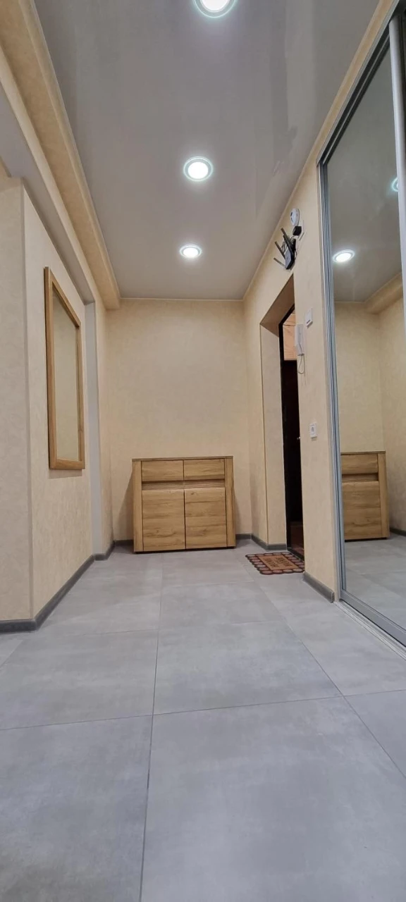 1-room apartment, Roganskaya St., 100V