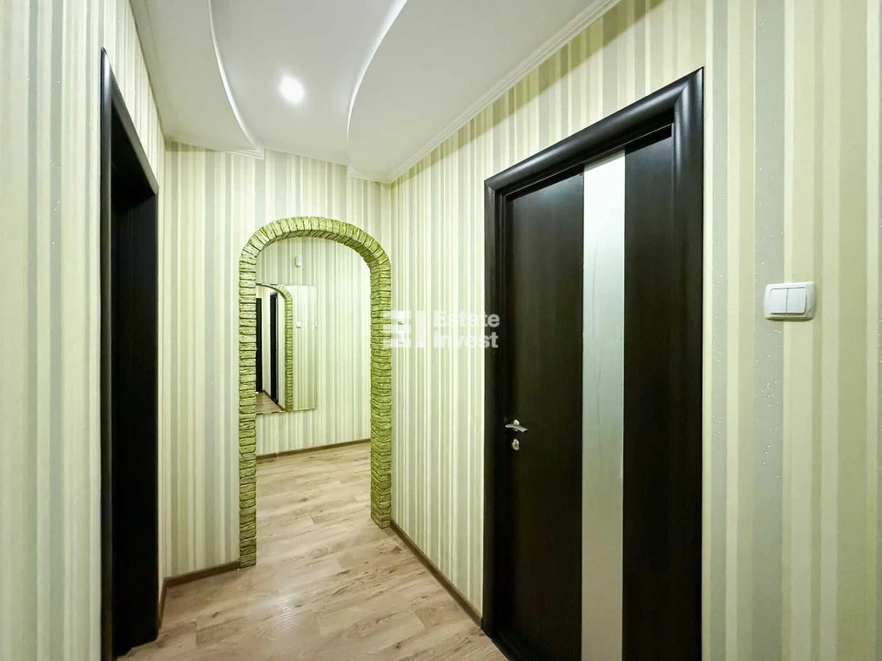 Без комісії. Продам 1 кімн. квартиру в новобудові на вул. Ло