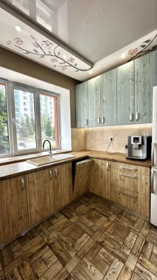 Продам 3 кімнатну квартиру Щасливе Газове опалення