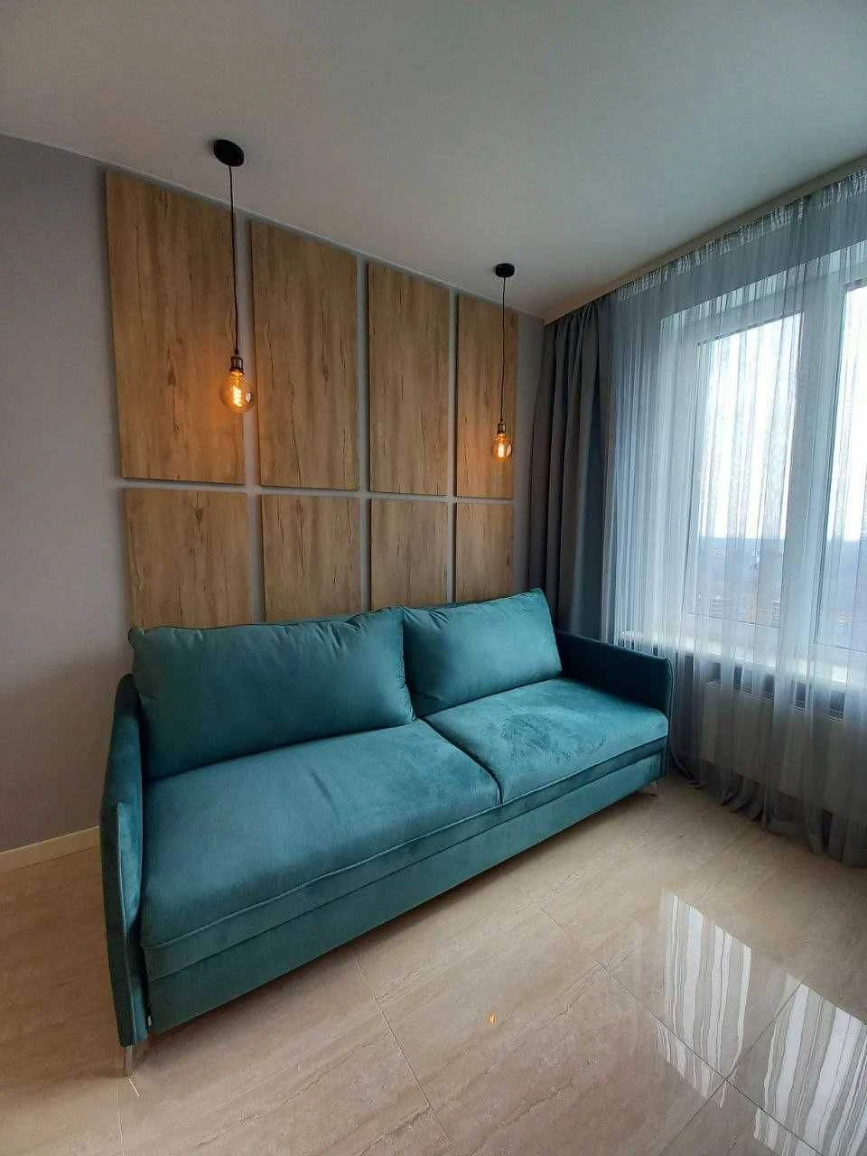 Продам 1-кімнатну квартиру, ЖК "Метрополіс", 43 м², з ремонтом, у Голосіївському районі
