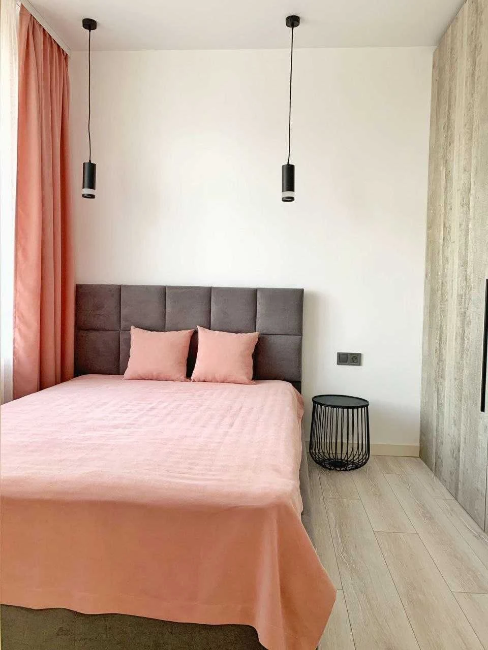 Продам 1-кімнатну квартиру, ЖК "Метрополіс", 43 м², з ремонтом, у Голосіївському районі