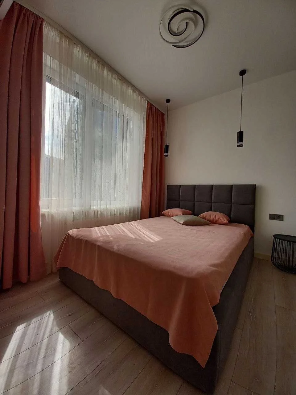 Продам 1-кімнатну квартиру, ЖК "Метрополіс", 43 м², з ремонтом, у Голосіївському районі