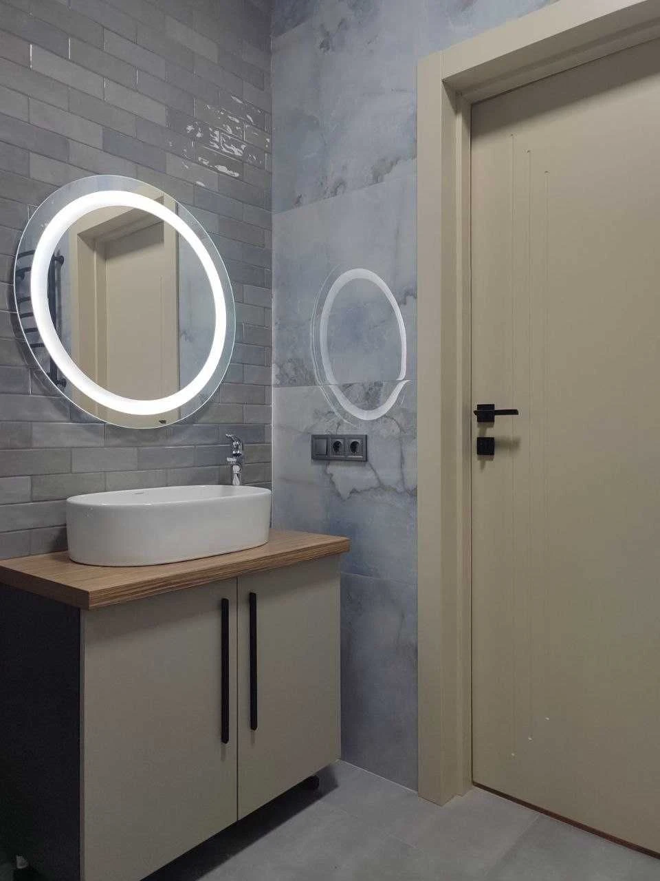 Продам 1-кімнатну квартиру, ЖК "Метрополіс", 43 м², з ремонтом, у Голосіївському районі