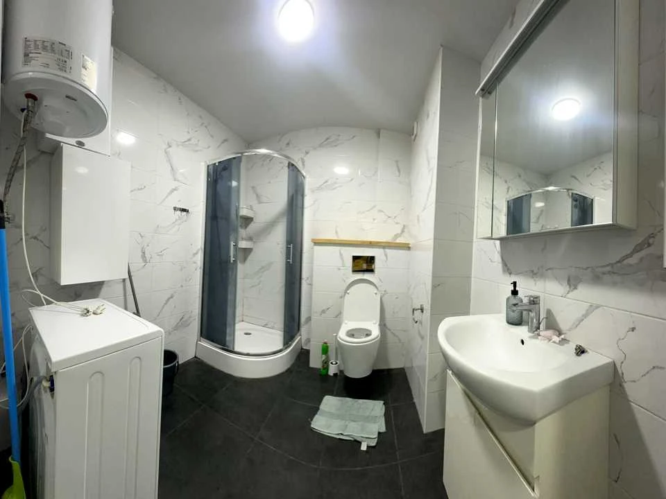 One-room apartment. Kyiv, Mykhola Bazhana Prospect