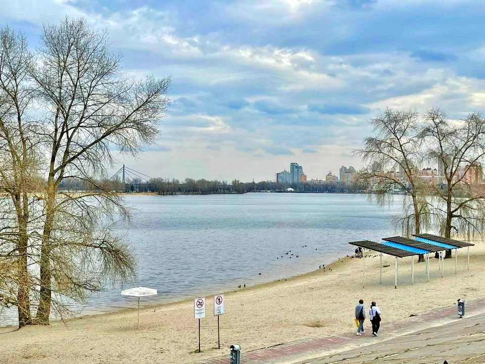 Квартира. Киев, проспект Владимира Иасюка