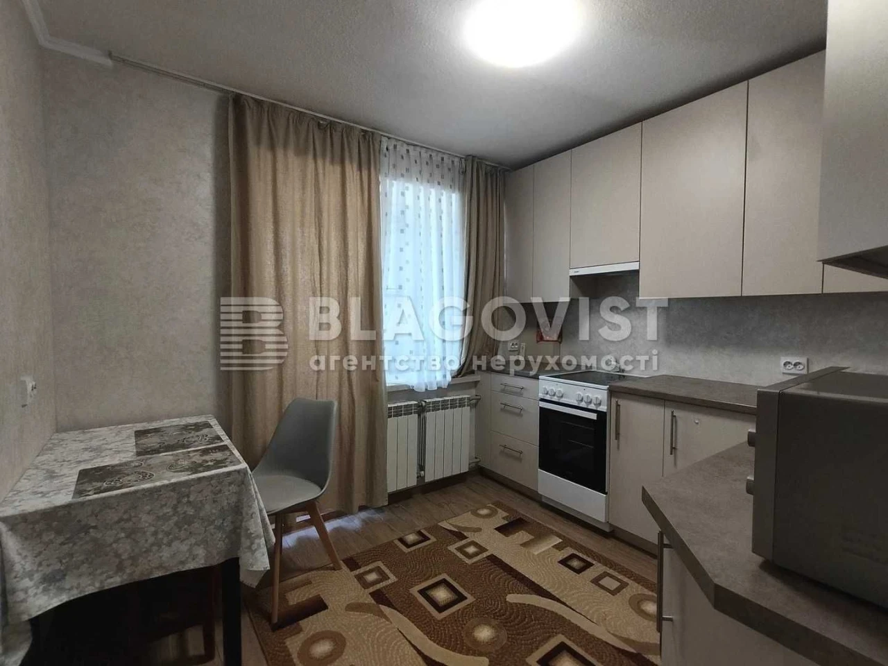Продаж 1 кім квартири Київ з якісним ремонтом Оболонський пр