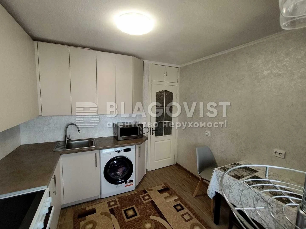 Продаж 1 кім квартири Київ з якісним ремонтом Оболонський пр
