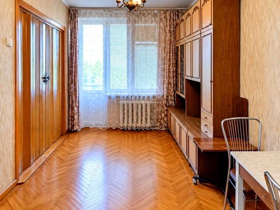 Квартира. Киев, улица Милютенка