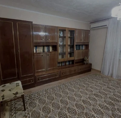 Продам просторную 2х комн.кв.на Небесной Сотни/ Сити-центр,б