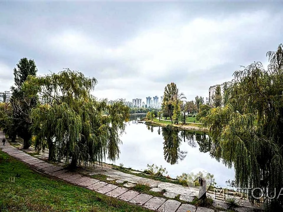 Квартира. Київ, Соборності просп.
