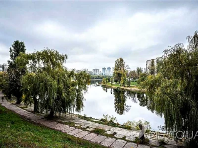 Квартира. Київ, Соборності просп.
