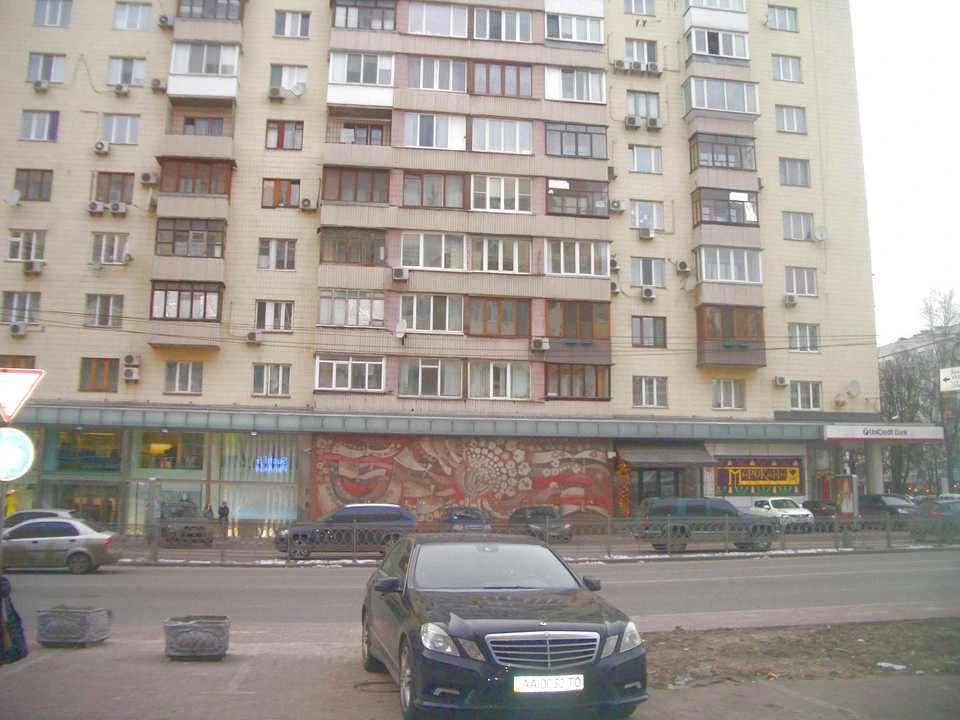 Квартира. Київ, Генерала Алмазова вул.