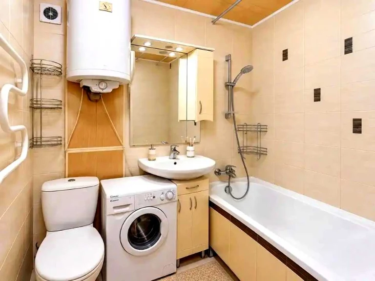 Apartment. Kyiv, Holosiivsky Prospect.