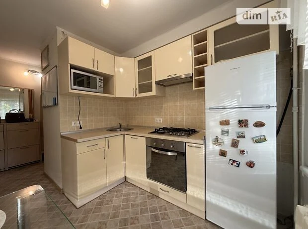 Продаж 2к квартири 38.4 кв. м на вул. Васильківська 53 корпу