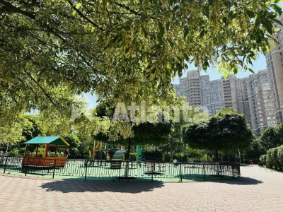 FOR SALE! Spacious 3-room apartment in a prestigious residential complex, no commission