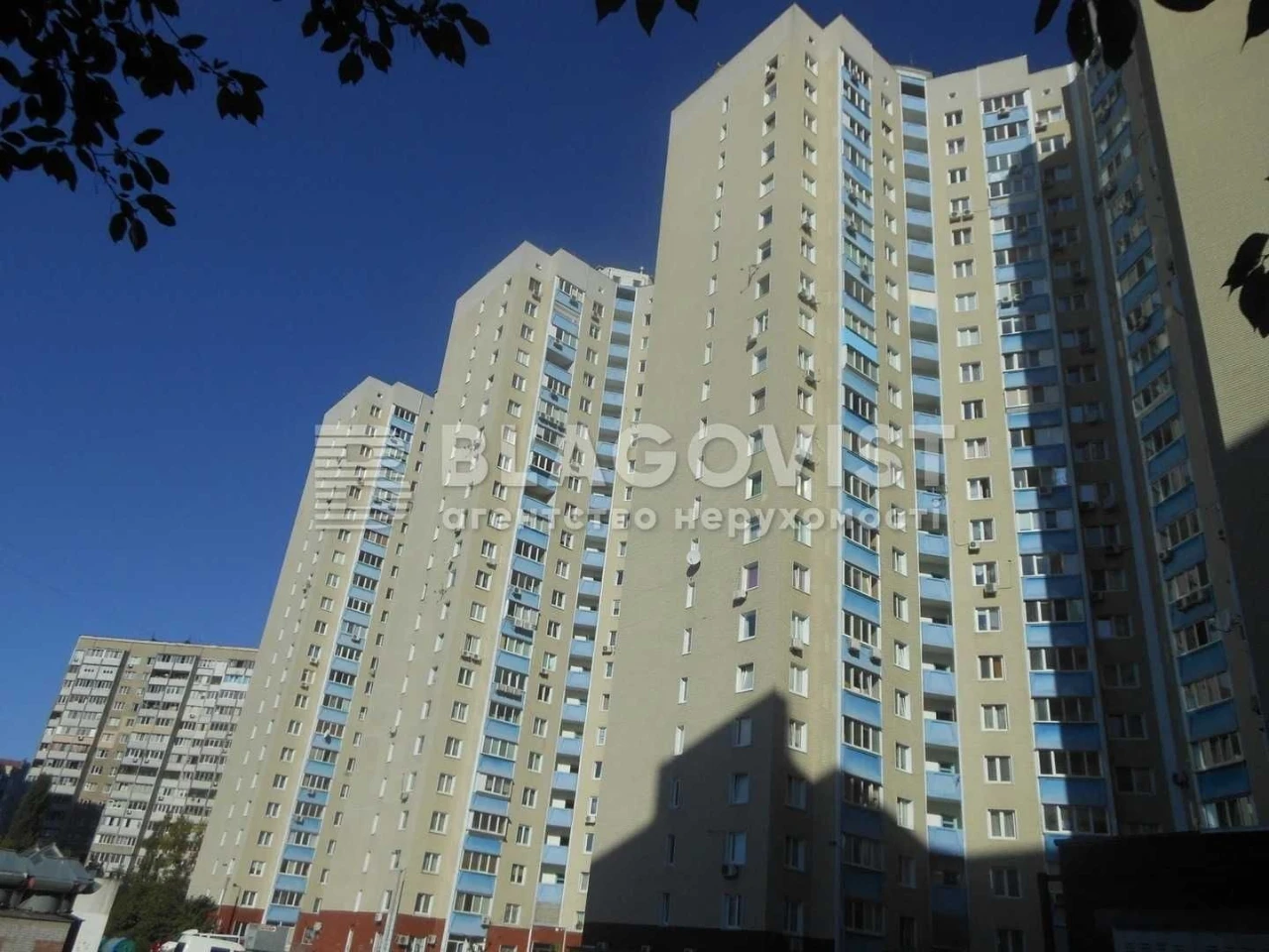 Sale of 2-room apartment on European Union Avenue (Truth Avenue)