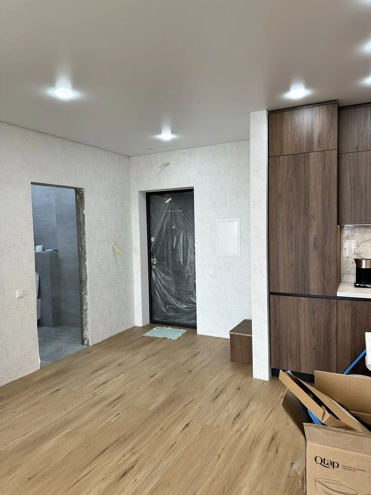 Квартира ЖК Варшавський 1к О. Олеся 2в