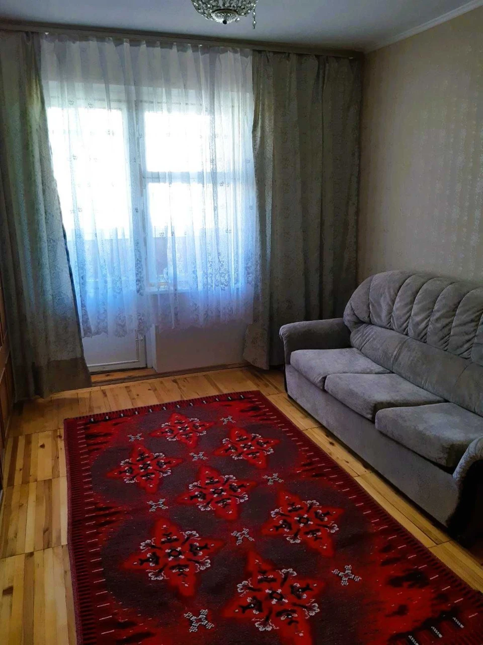 Продажа квартиры рядом с метро Житомирская