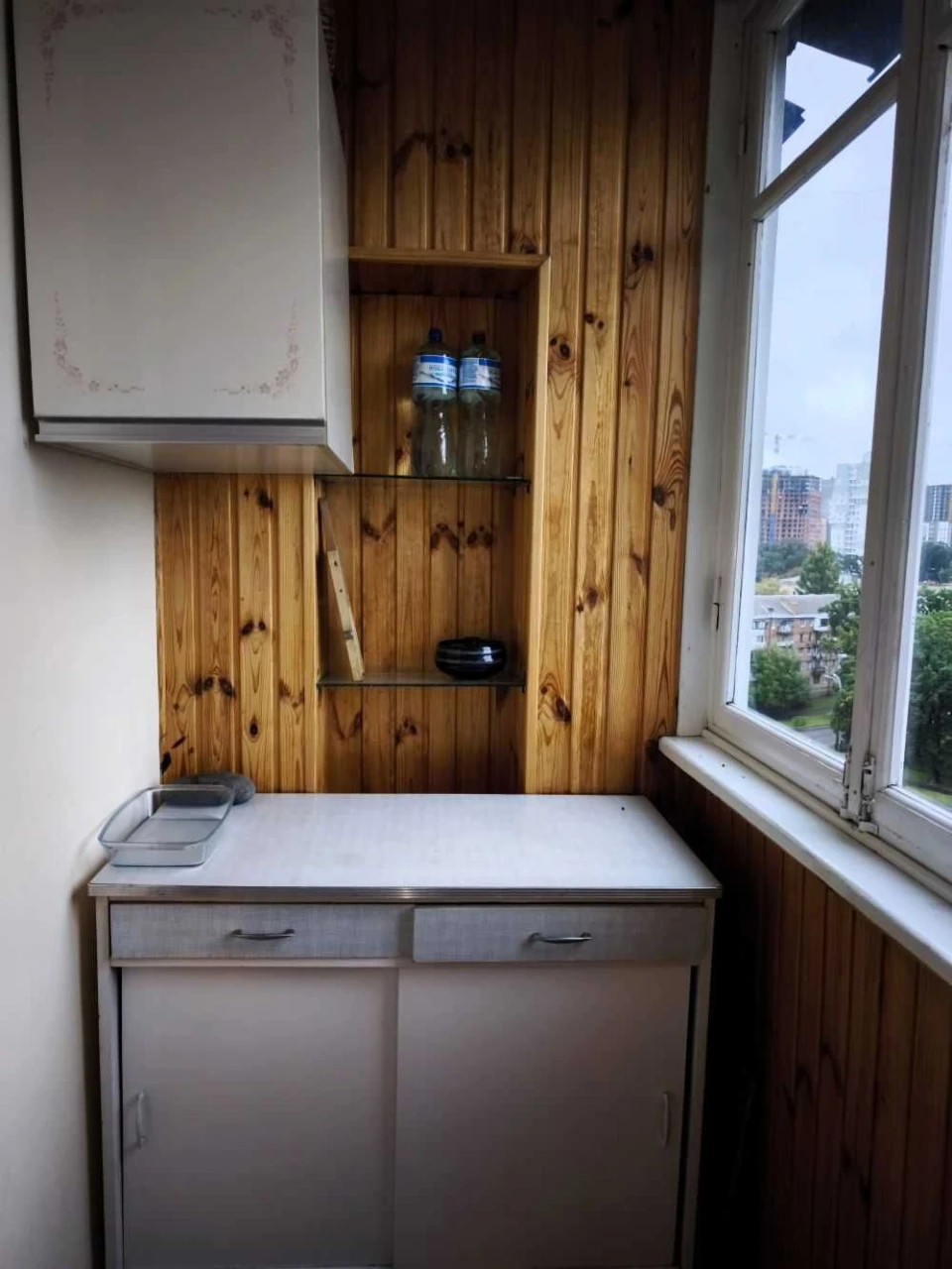 Продажа квартиры рядом с метро Житомирская