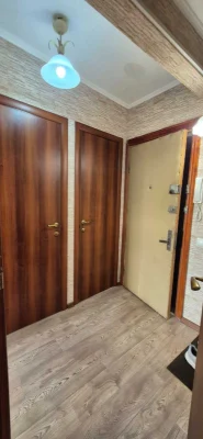 Продаж 2 кім.квартира ремонт,меблі,техніка,4 хв.до метро Пол