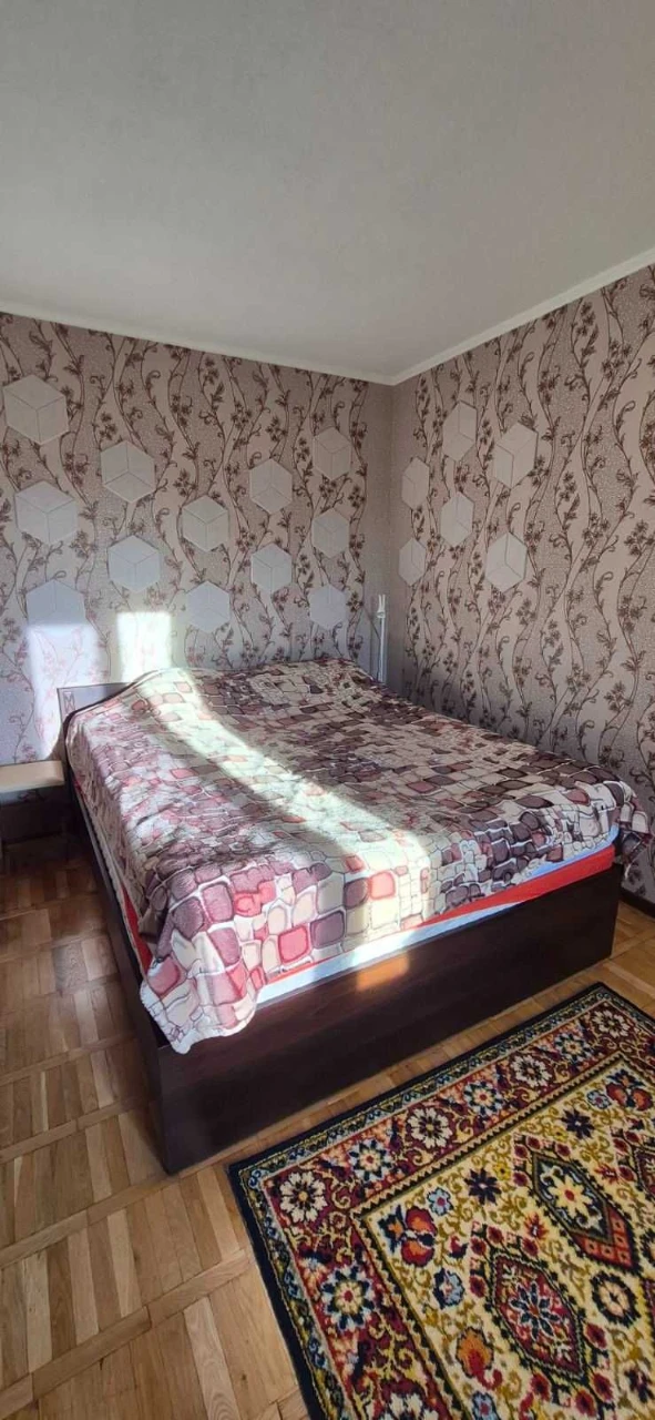 Продаж 2 кім.квартира ремонт,меблі,техніка,4 хв.до метро Пол