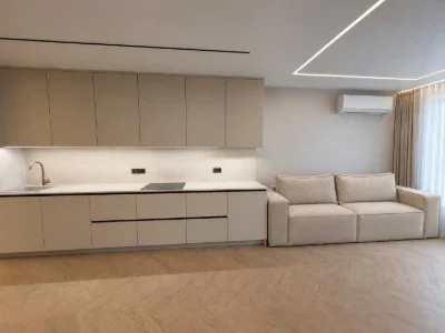 ВЛАСНИК. Продаж 3-кімнатної квартири 77 м² | ЖК Варшавський