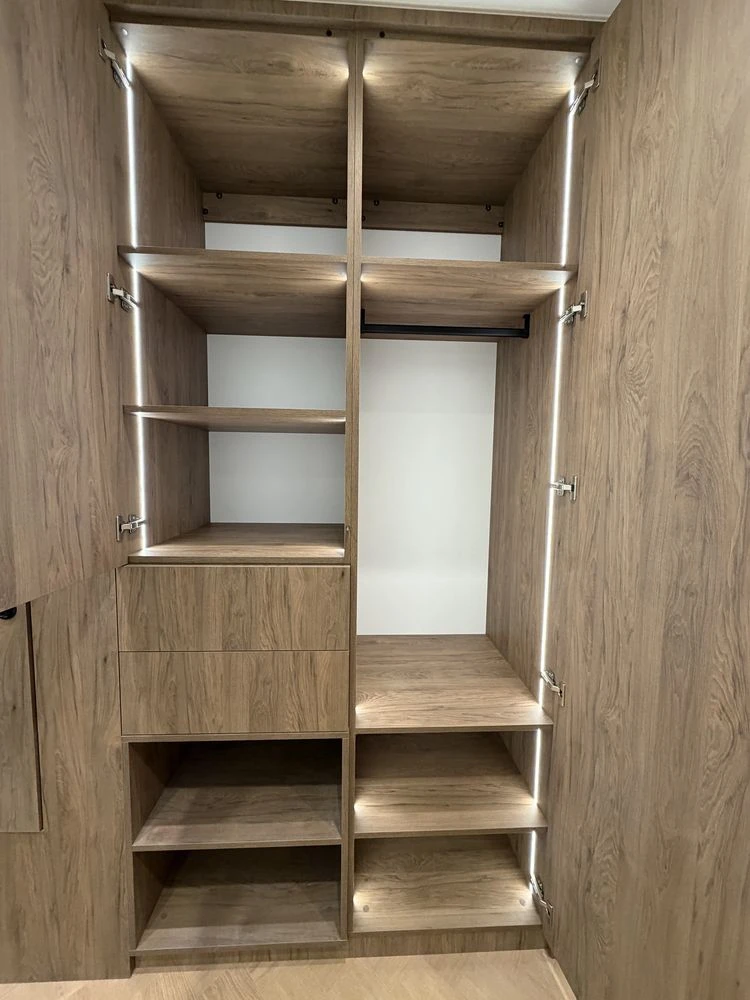 ВЛАСНИК. Продаж 3-кімнатної квартири 77 м² | ЖК Варшавський