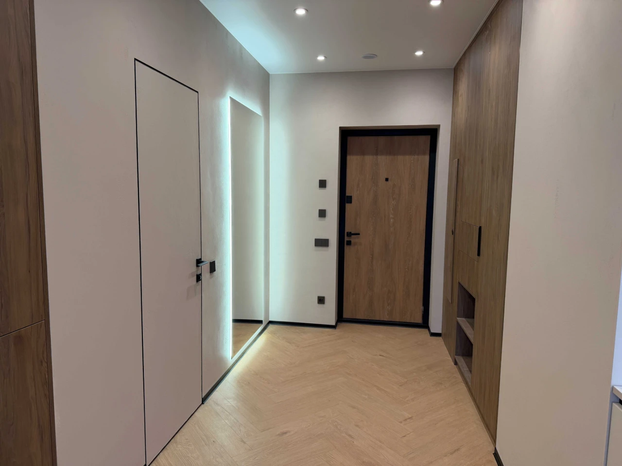 ВЛАСНИК. Продаж 3-кімнатної квартири 77 м² | ЖК Варшавський
