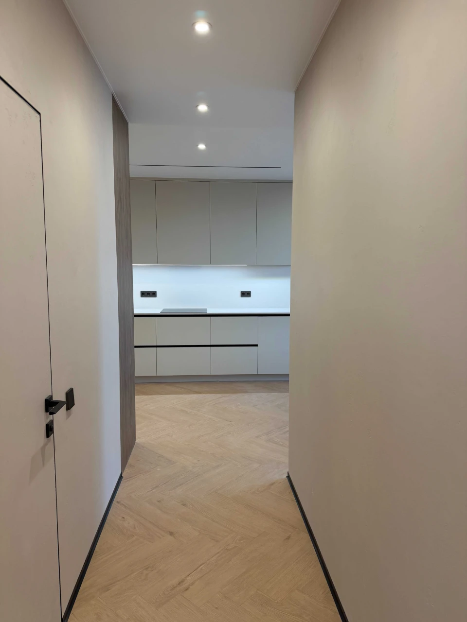 ВЛАСНИК. Продаж 3-кімнатної квартири 77 м² | ЖК Варшавський