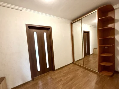 Продаж видової 2 кімнатної квартири провулок Моторний 11 А