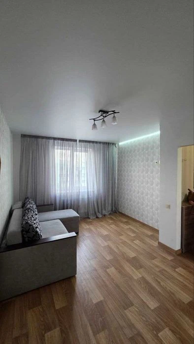 Selling a one-room apartment in a new building on Mira Street.