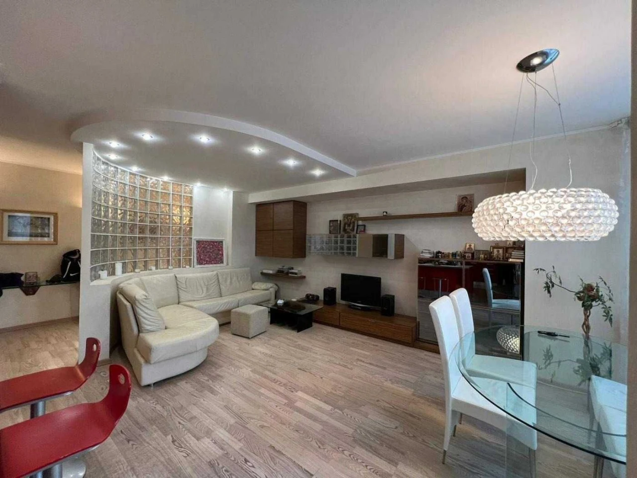Продаж Квартири на Позняках, 3 кімнати - 106 м2, вул. Княжий