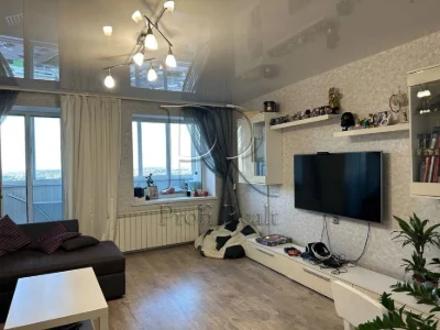 Продаж 1 кімн. квартири за адресою Полярна вулиця 8Є