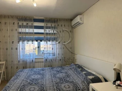 Продаж 1 кімн. квартири за адресою Полярна вулиця 8Є