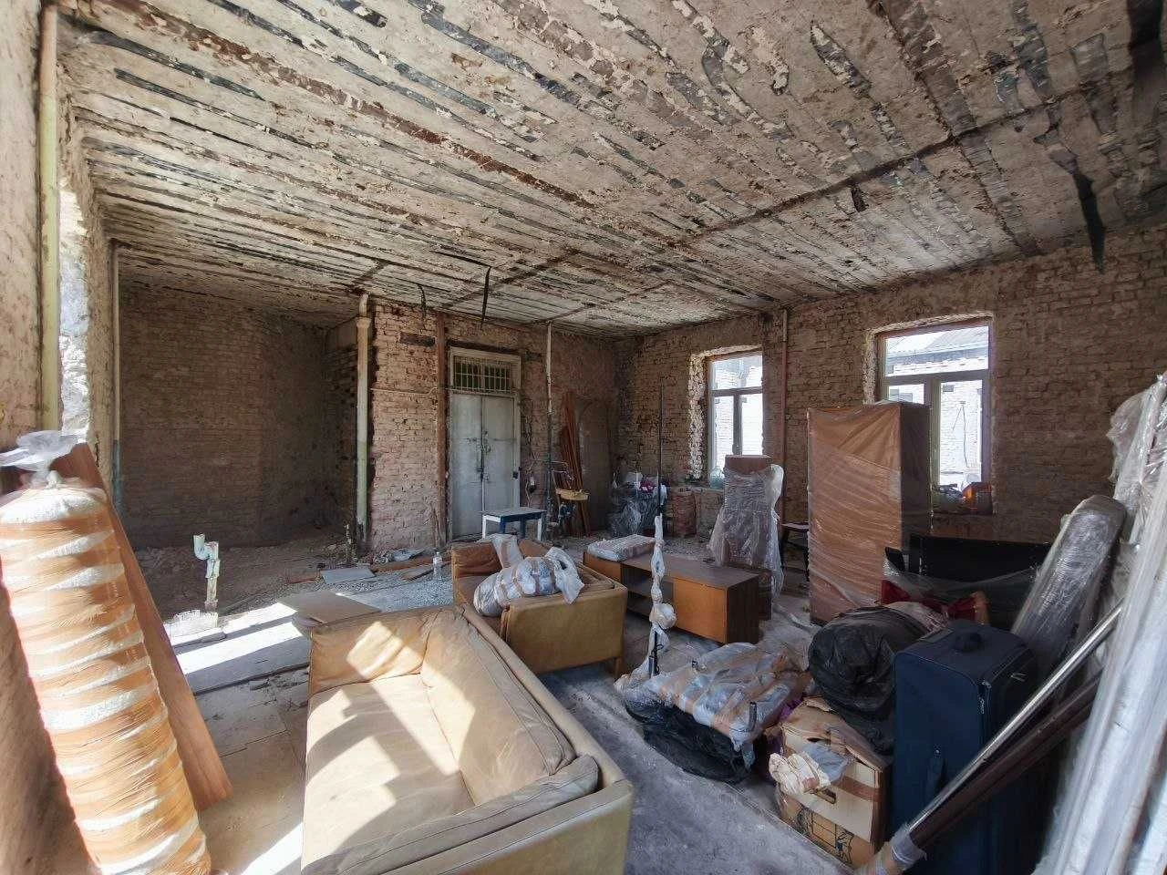 For sale (2-room = 52 m2), 47 Velyka Vasylkivska St. metro