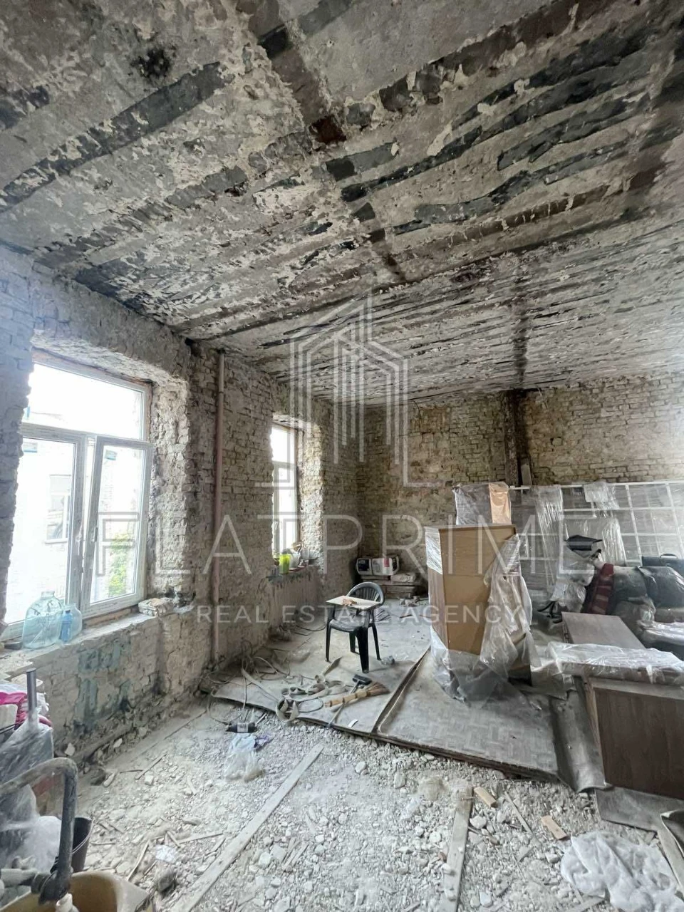 For sale (2-room = 52 m2), 47 Velyka Vasylkivska St. metro