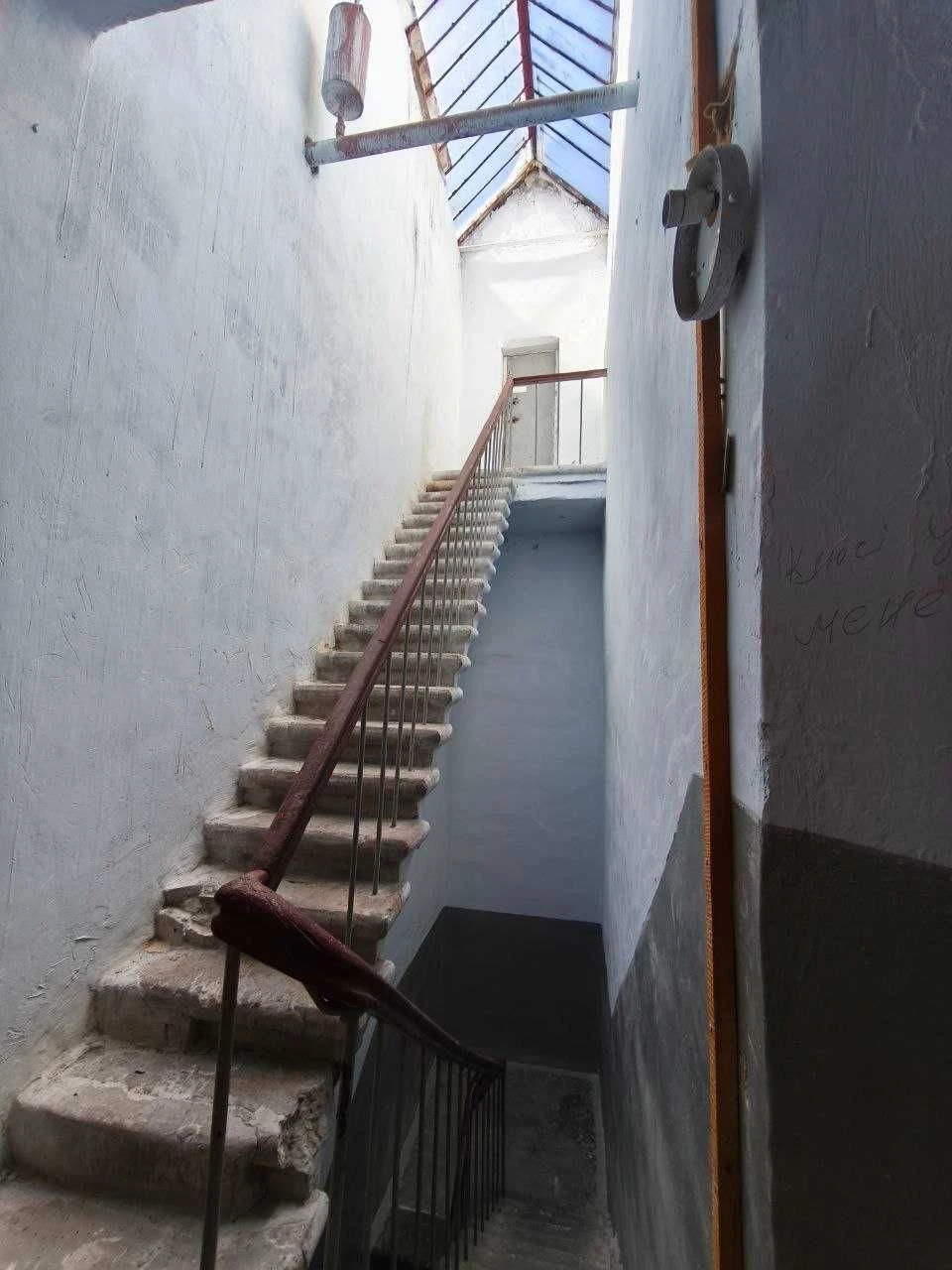 For sale (2-room = 52 m2), 47 Velyka Vasylkivska St. metro