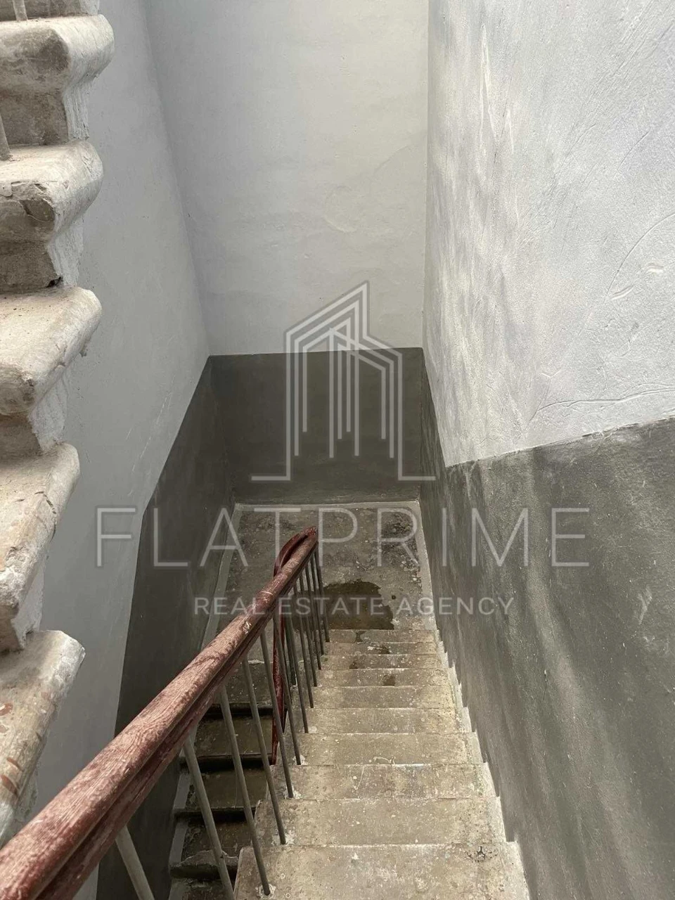 For sale (2-room = 52 m2), 47 Velyka Vasylkivska St. metro