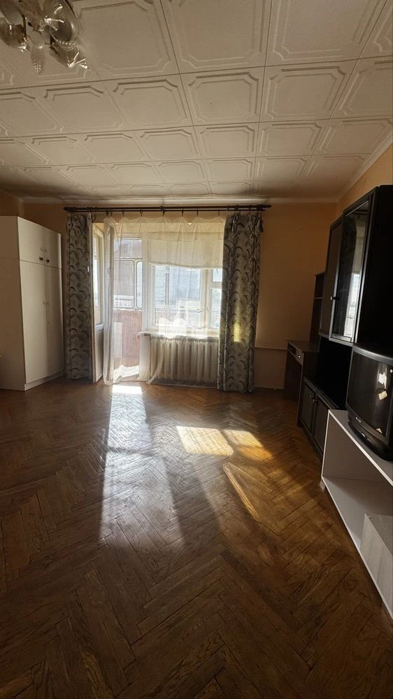 Сдача в аренду 1 комната, метро Черниговская, 3 минуты