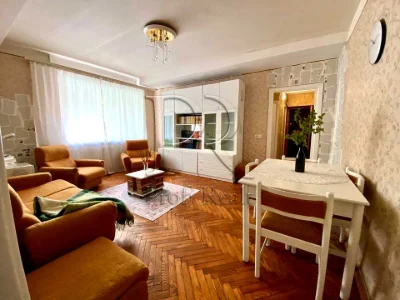 Apartment. Kyiv, Berezaysky Prospect.