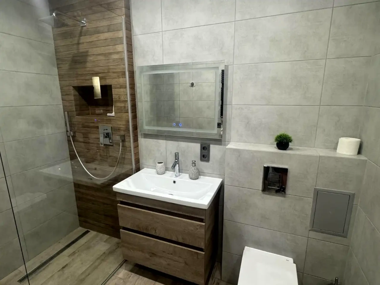 Оренда квартири 1-кімн. 55 м² 6/35 пов.