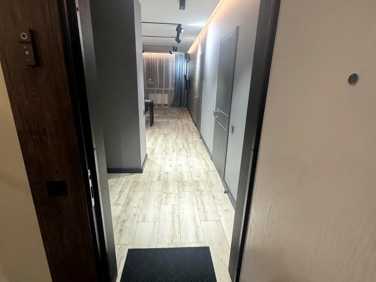 Оренда квартири 1-кімн. 55 м² 6/35 пов.