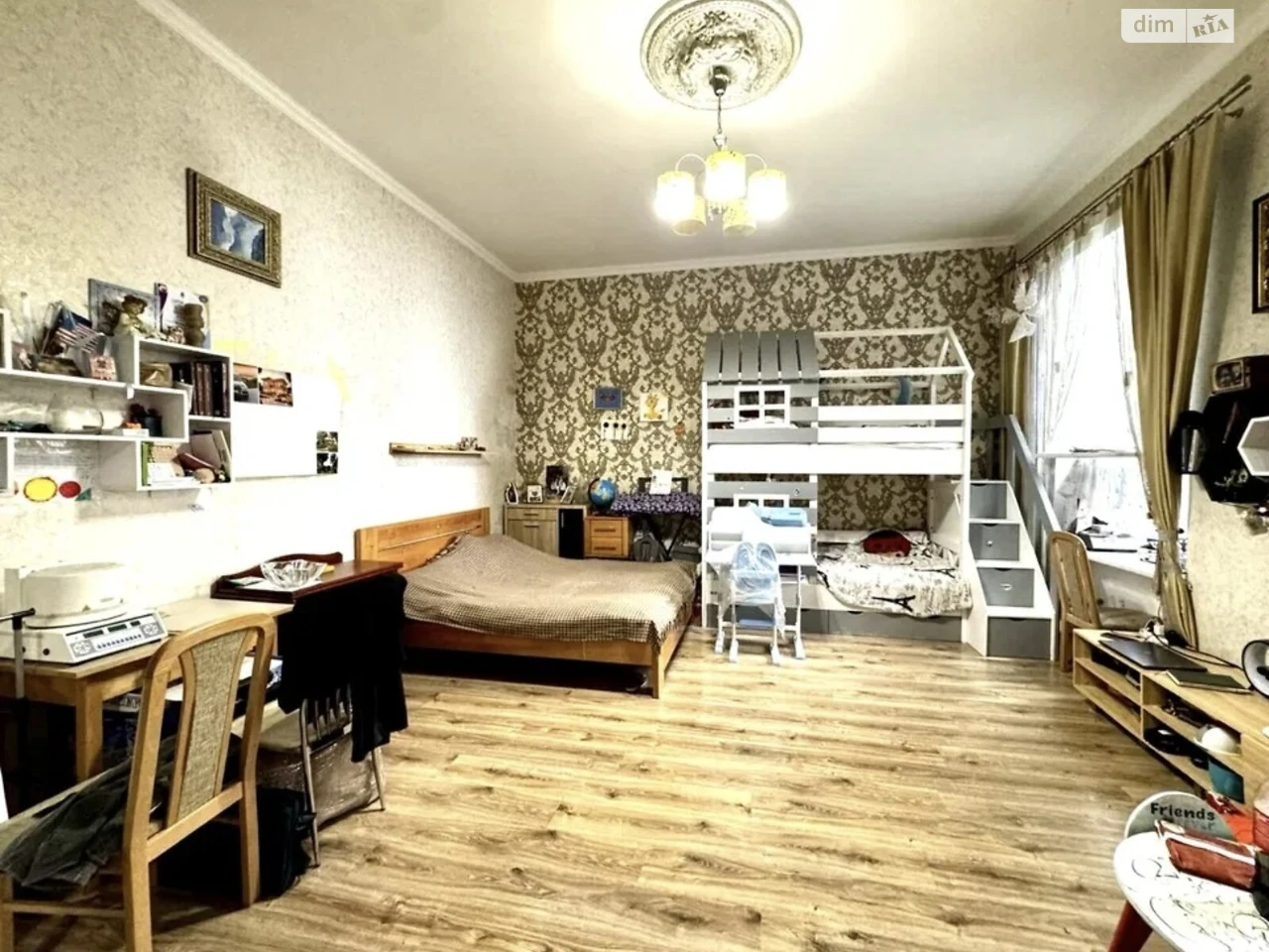 Продажа квартир Приморский.
