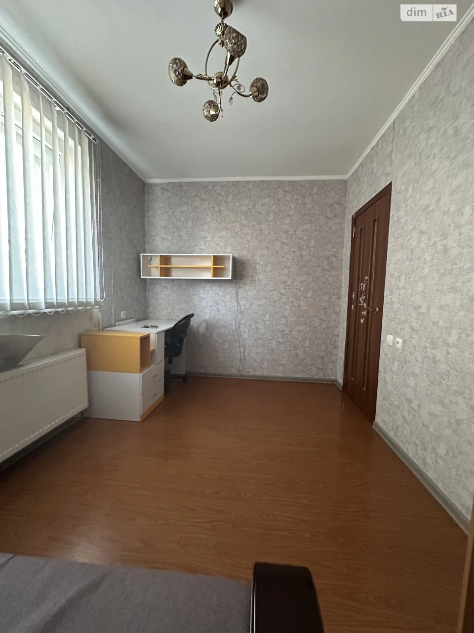 Продаж Квартира Лєнпоселище