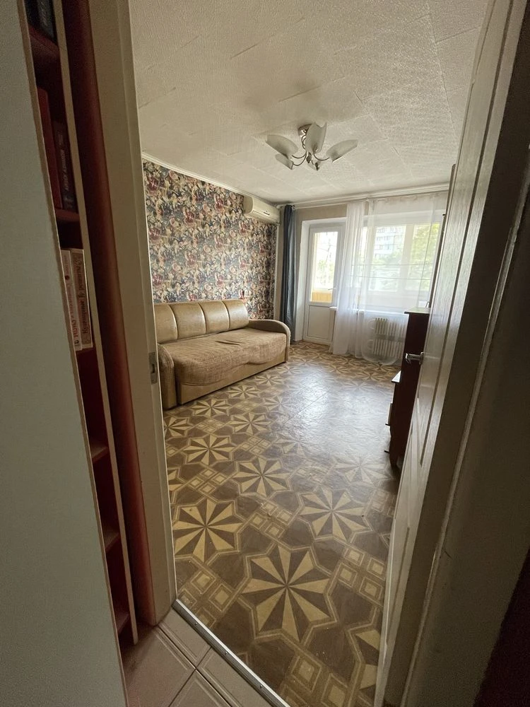 Продам 1-к квартиру ул.Калиновая