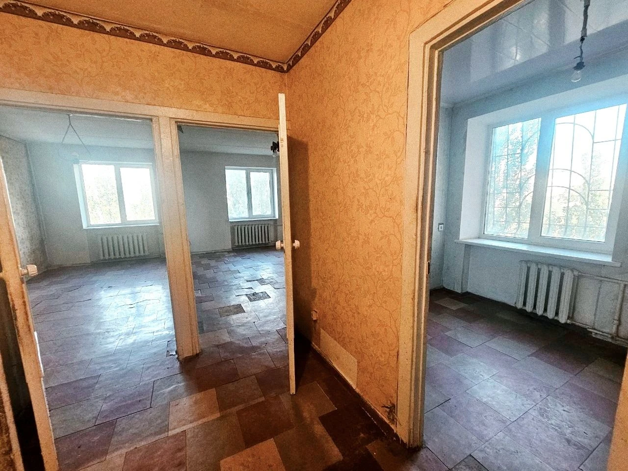 Продам! 2 комнатная квартира в центре, 53 м.кв