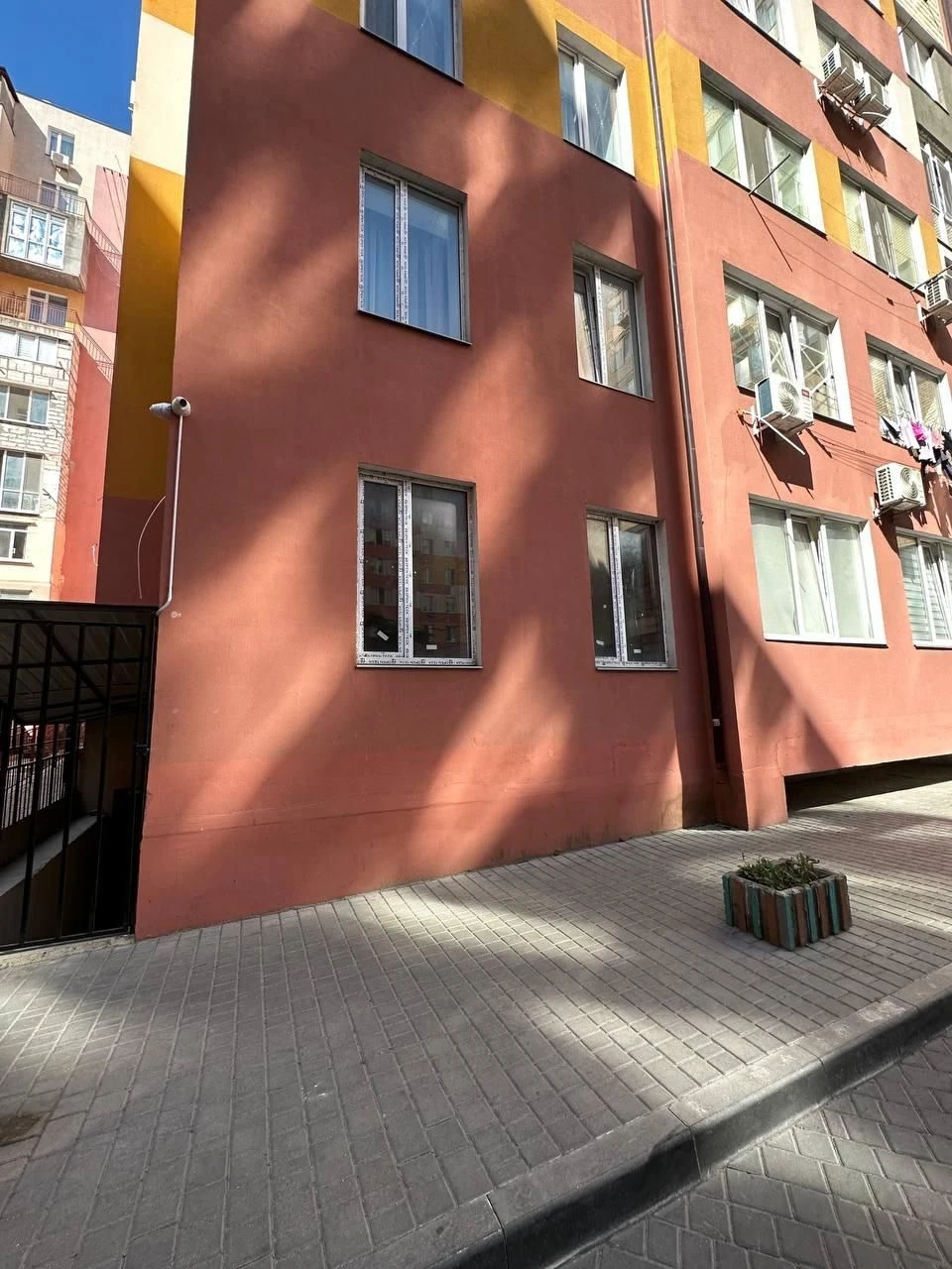 Продам квартиру, 51 кв.м, в ЖК Уютний, цегляний будинок (3-1