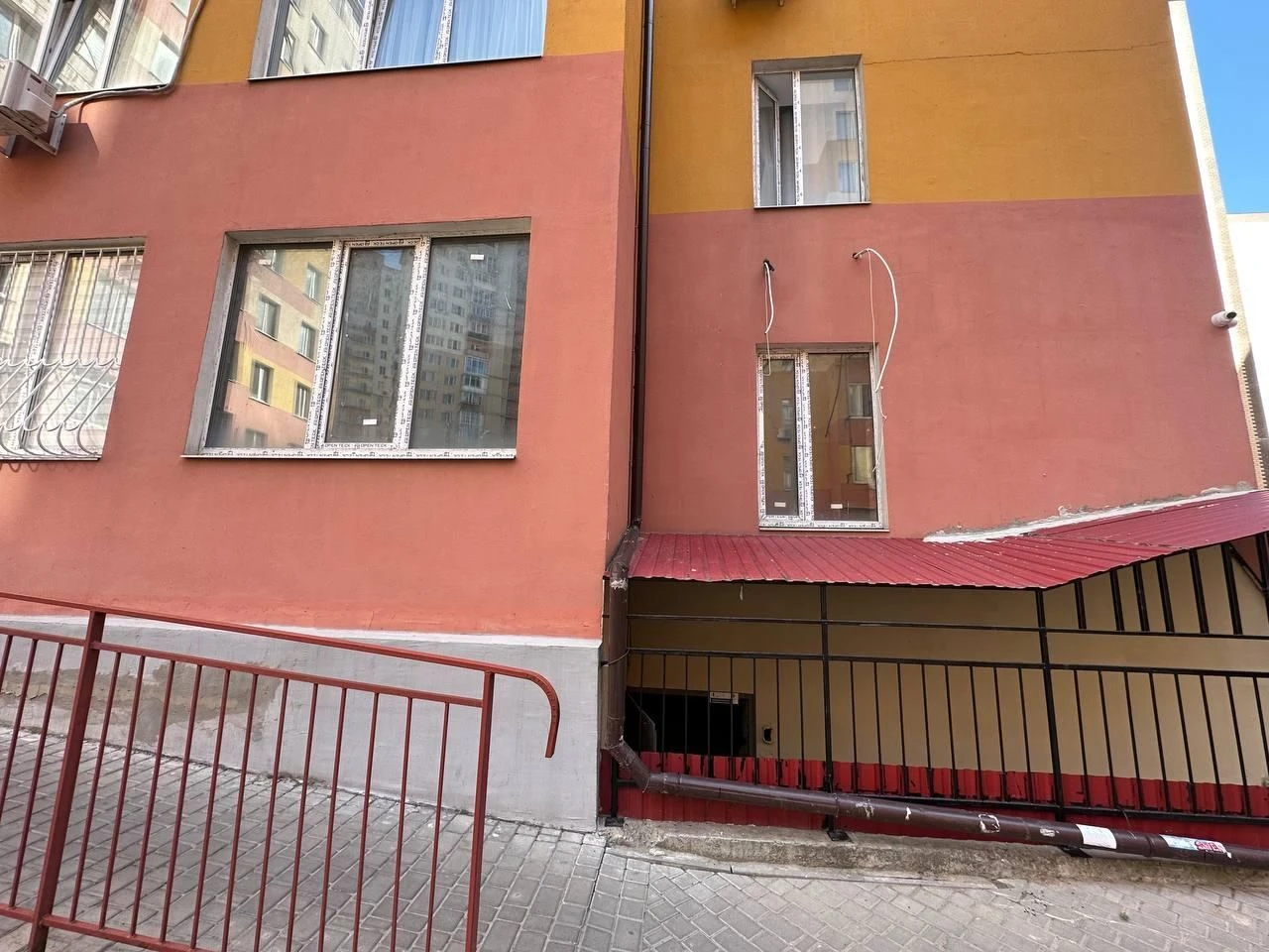 Продам квартиру, 51 кв.м, в ЖК Уютний, цегляний будинок (3-1