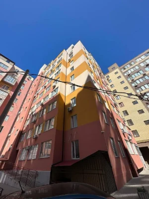 Продам квартиру, 51 кв.м, в ЖК Уютний, цегляний будинок (3-1