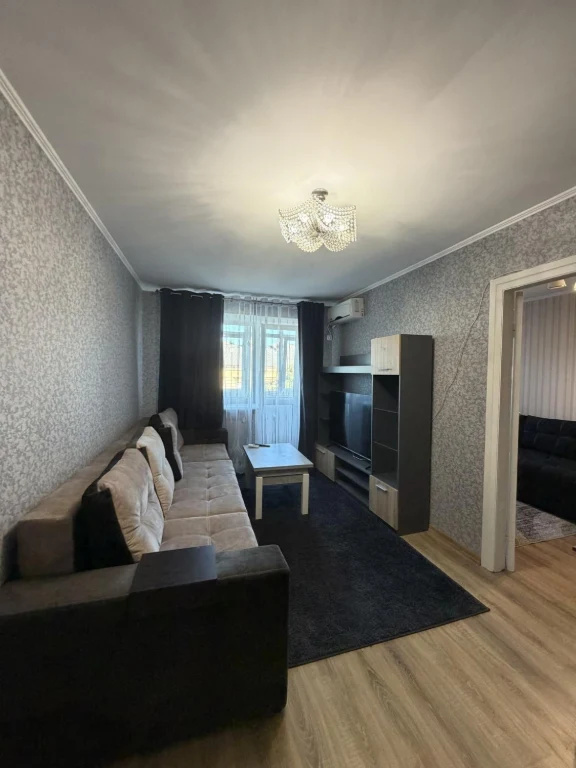 Продам 2-к квартиру в Центрі міста, Новосільського/Пастера (